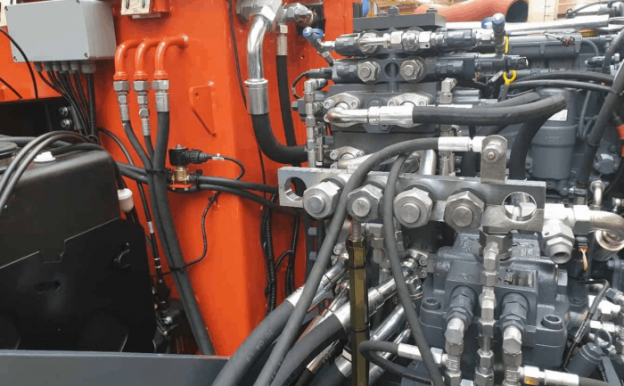 Hydraulic Tank Design Innovation Using CFD Analysis